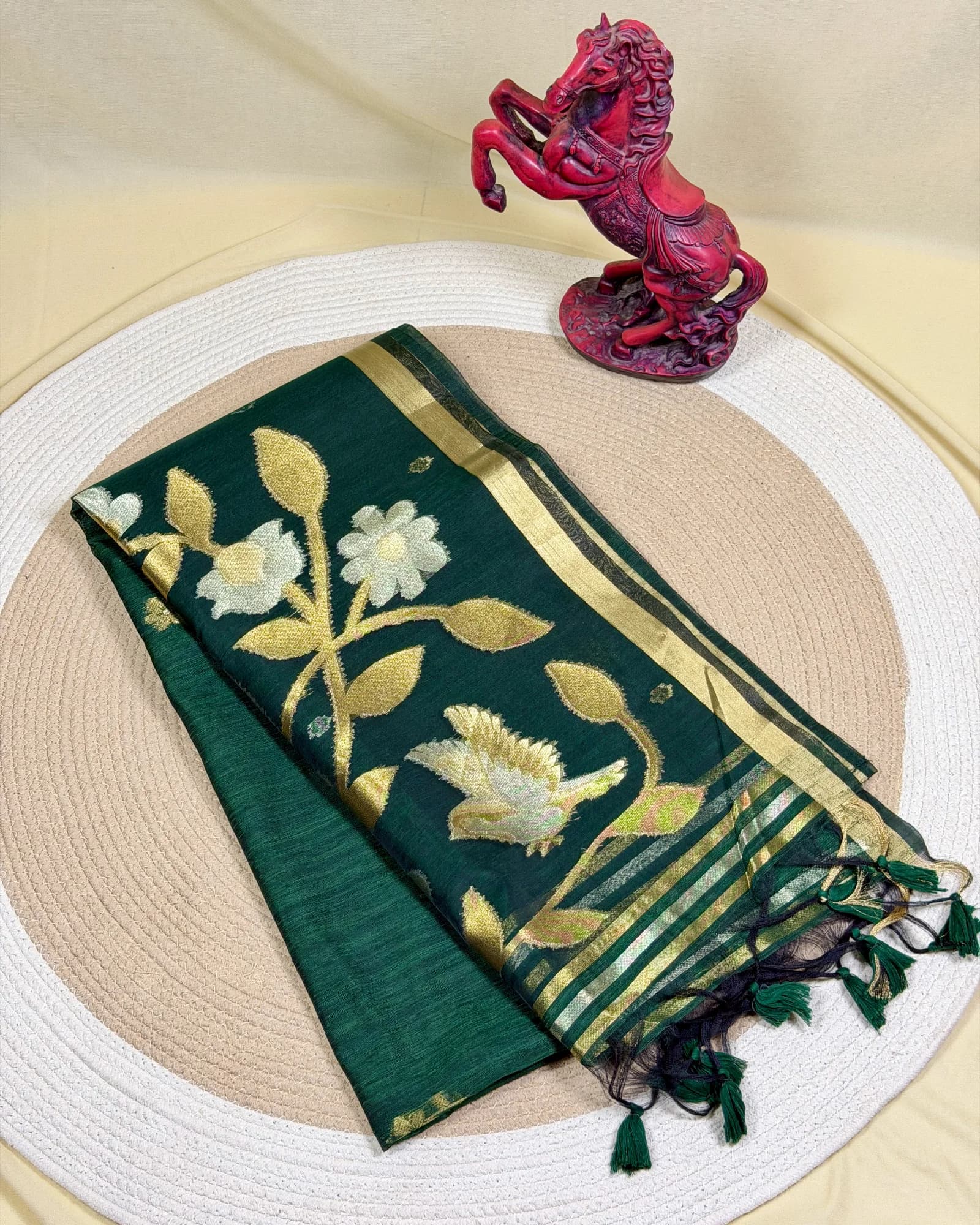 Craft detail of Munga Silk Handloom Weaving Saree