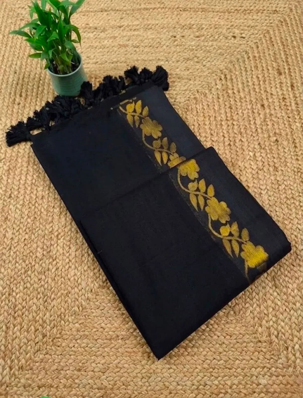 Craft detail of Mul Cotton Kanchi Border Saree